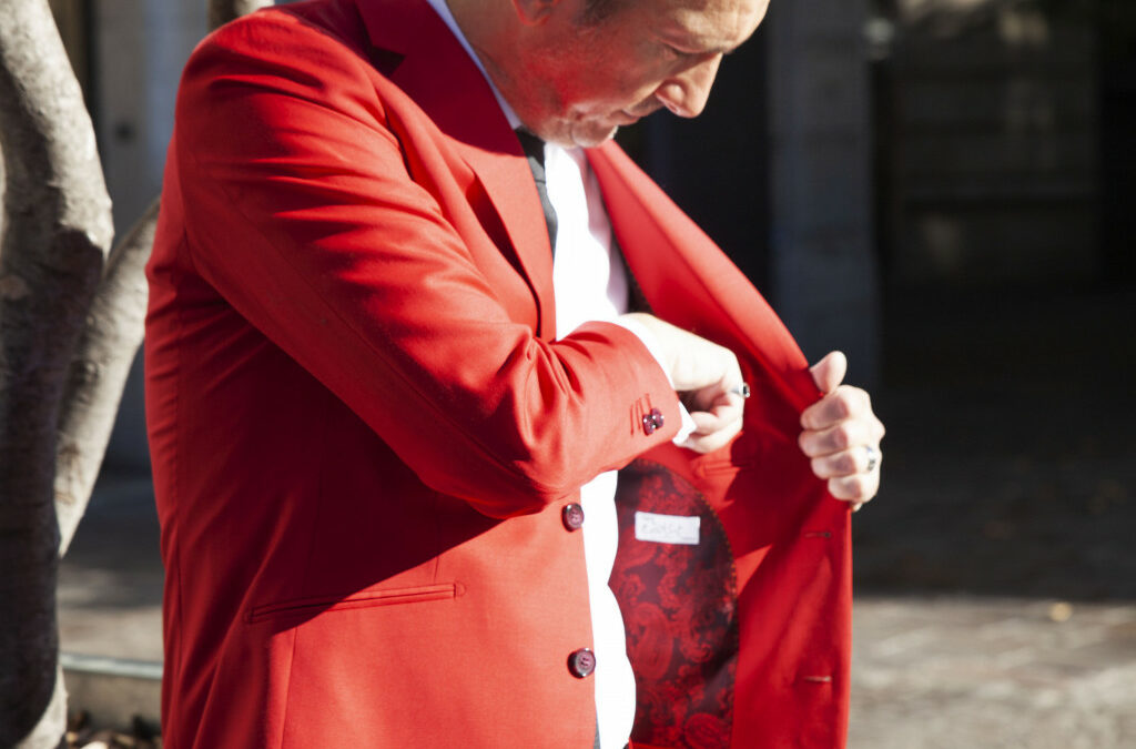Costume veste et pantalon rouge made in grenoble