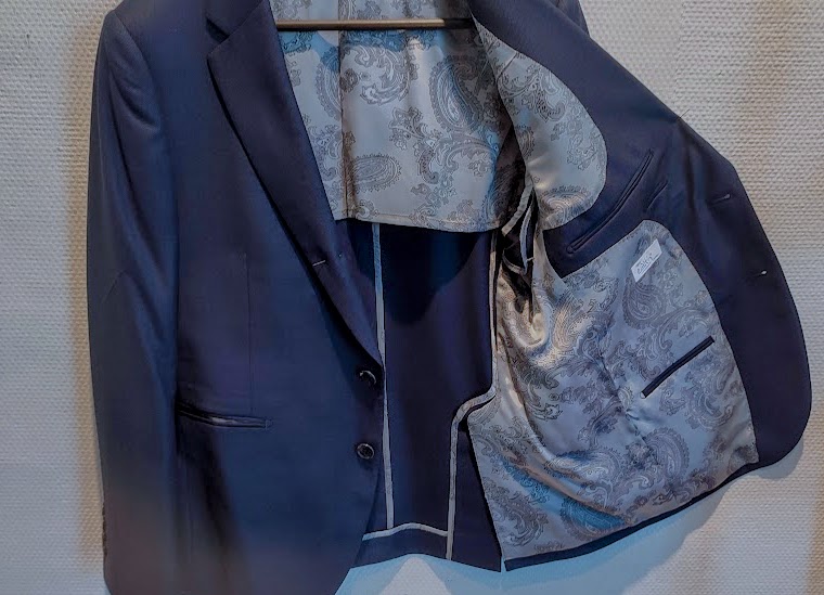 veste half linning par jeff tailleur à grenoble costume d été par jeff tailleur à Grenoble . Signé jeff est le spécialiste des costumes d été